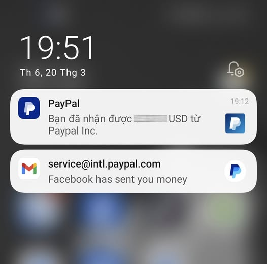 Mình thấy nhận bằng Paypal là nhanh nhất